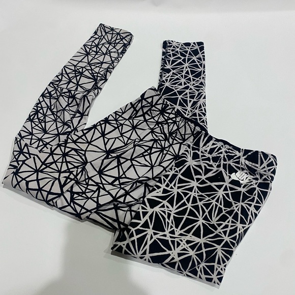 Nike Pants - Nike Leggings with Black and White Geometric Design- womens size M